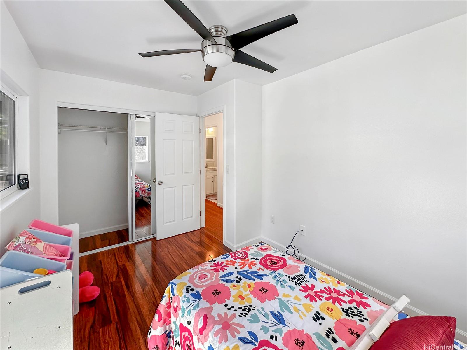 94-556  Koaleo Street Robinson Heights, Waipahu home - photo 19 of 25