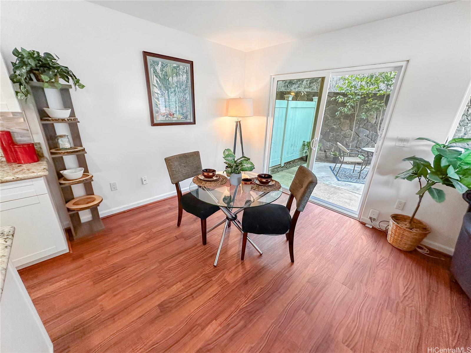 94-556  Koaleo Street Robinson Heights, Waipahu home - photo 8 of 25