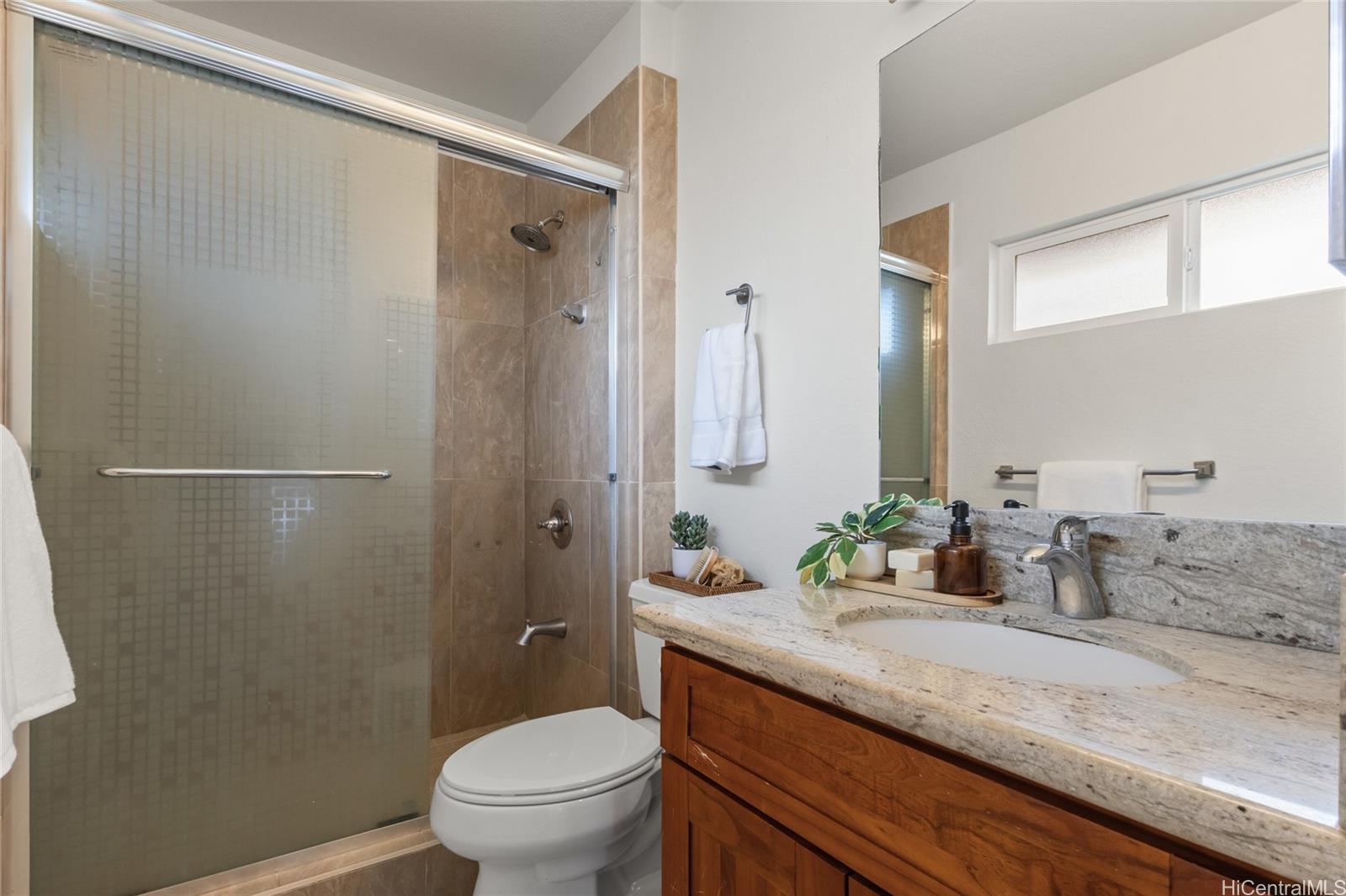 94-568  Poloahilani Street Mililani Area, Central home - photo 10 of 25