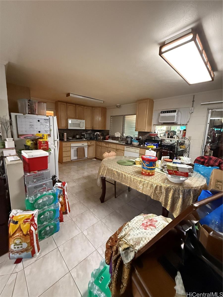 94-571  Anaaina Pl Waipahu Estates, Waipahu home - photo 15 of 16