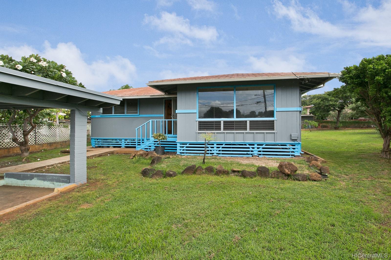 94576 Kahuanani Street , Waipahu, Hi 96797 Waipahu Triangle