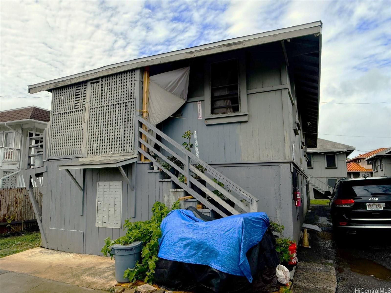 946 Winant Street Honolulu - Multi-family - photo 13 of 16