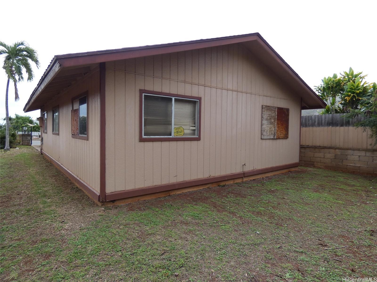 94-605  Kupuna Loop Village Park, Waipahu home - photo 11 of 12