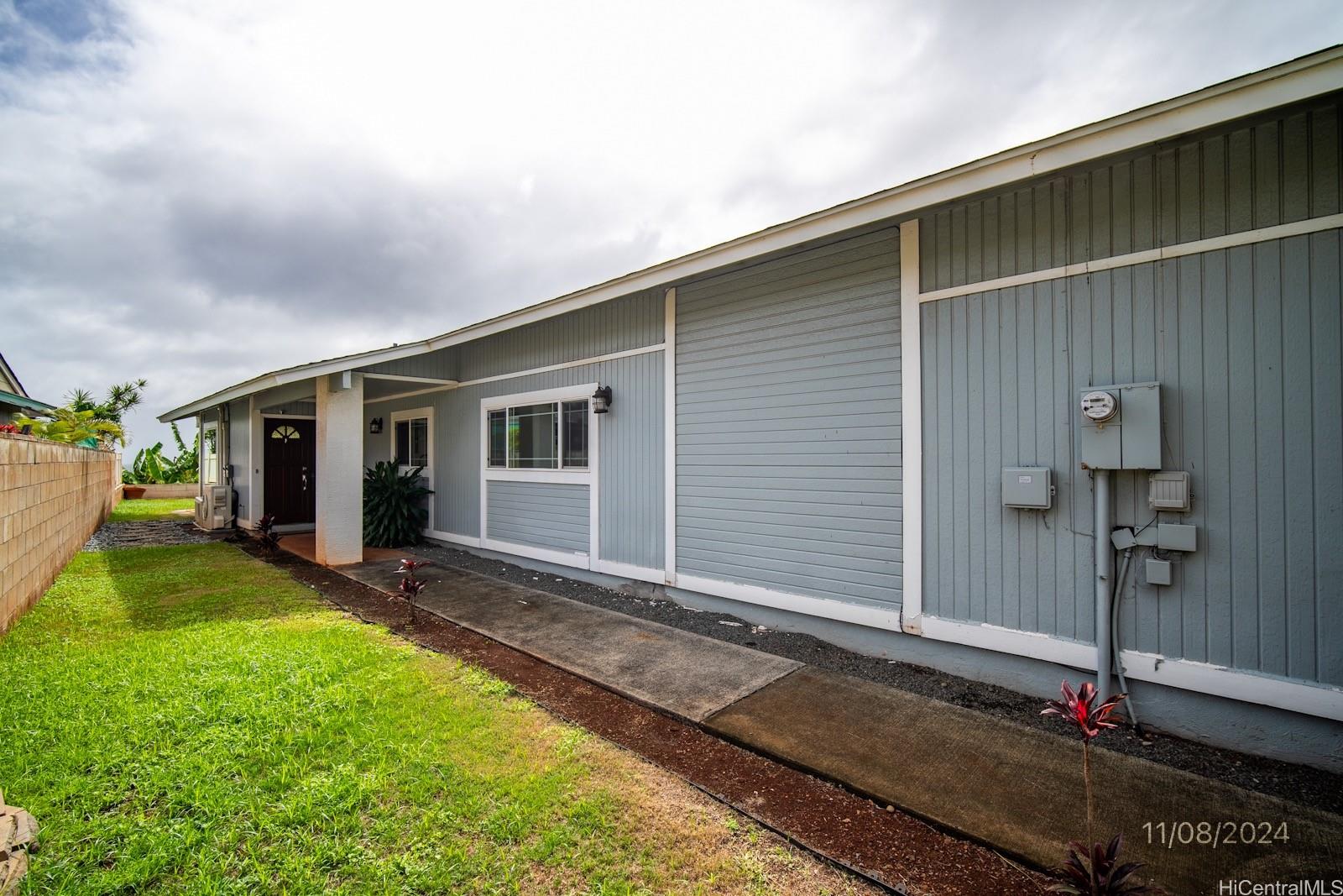 94-607 Palai St Waipahu - Rental - photo 20 of 25