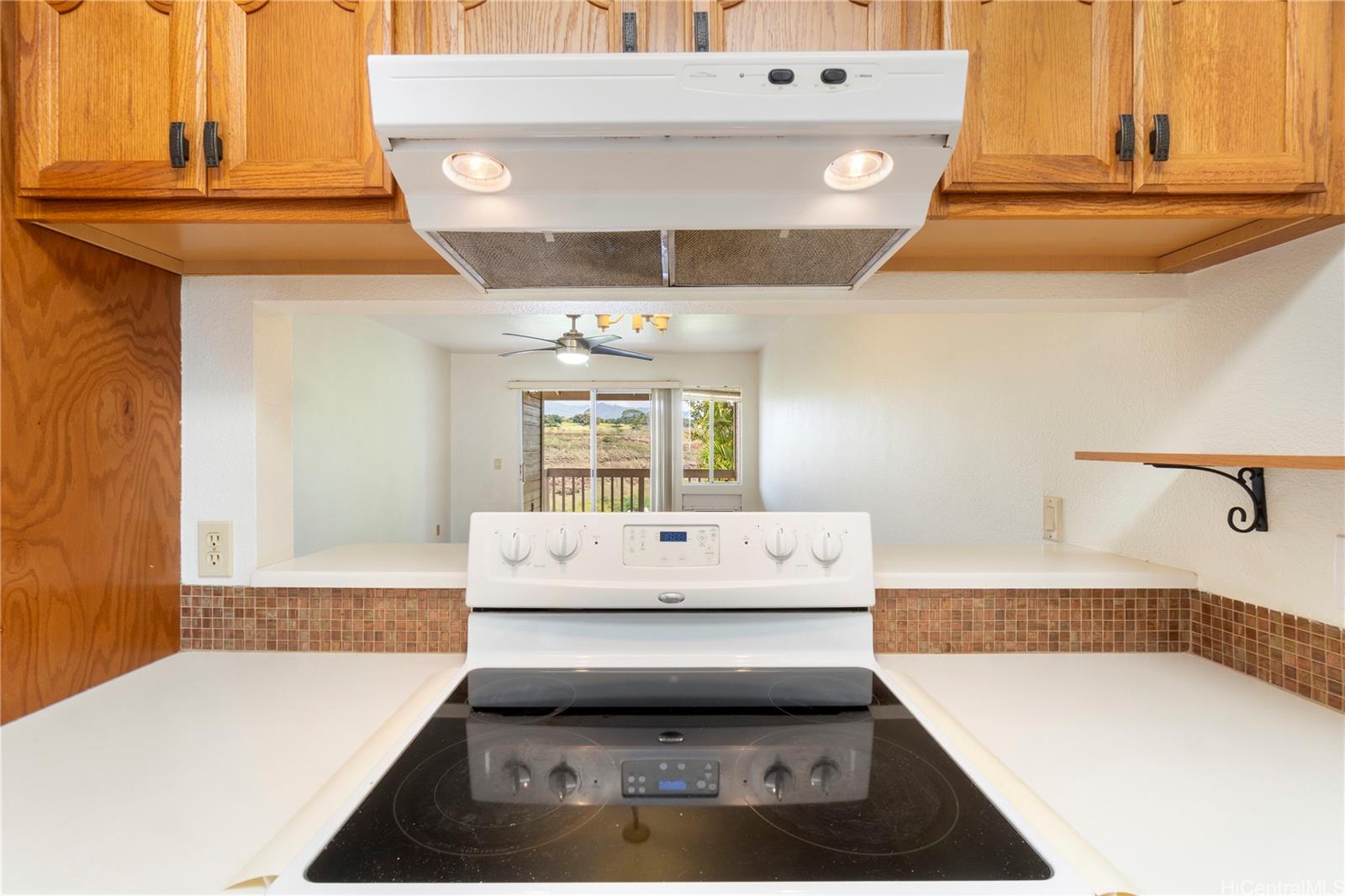 Waikele Community Association townhouse # S201, Waipahu, Hawaii - photo 11 of 25