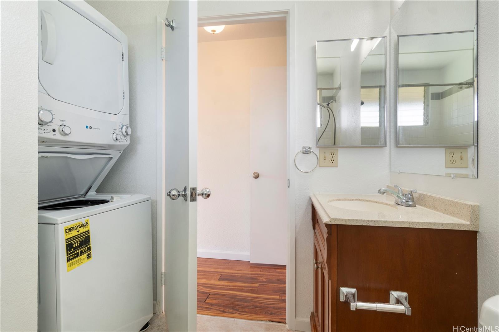 Waikele Community Association townhouse # S201, Waipahu, Hawaii - photo 16 of 25