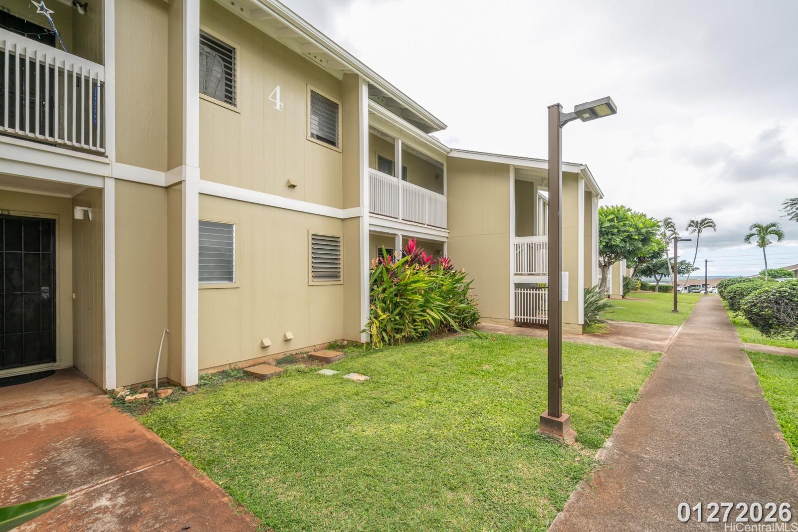 94-615 Kahakea St Waipahu - Rental - photo 3 of 22