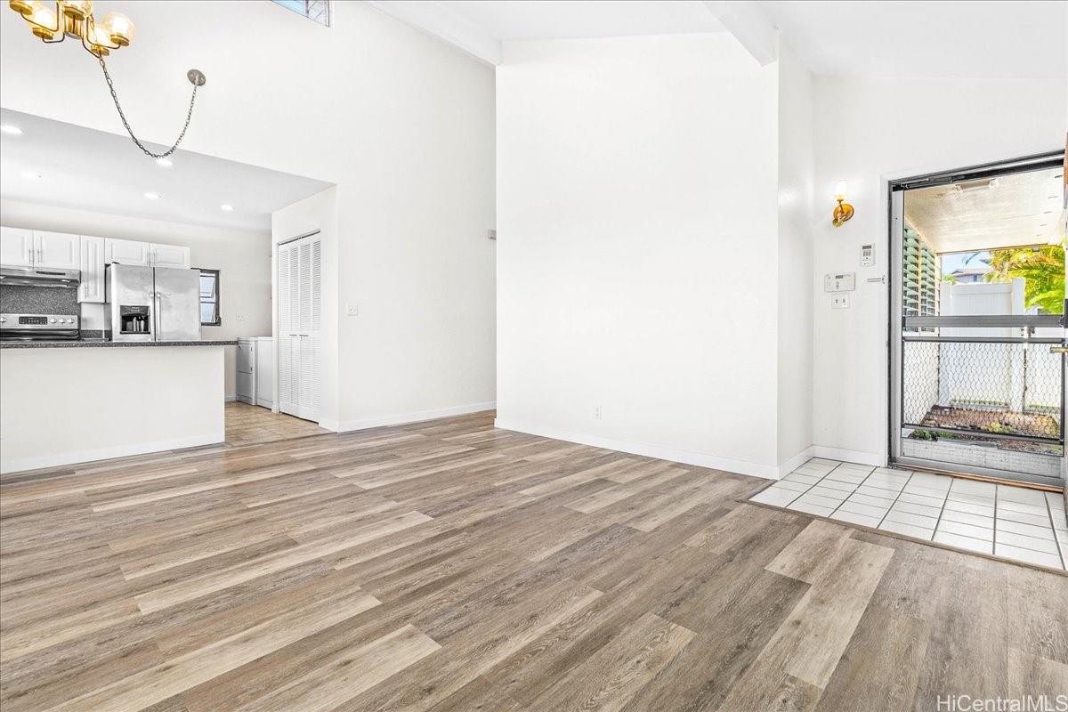 94-629  Kuaie Street Mililani Area, Central home - photo 2 of 25