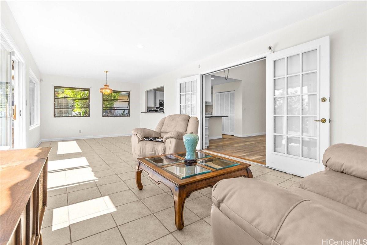 94-629  Kuaie Street Mililani Area, Central home - photo 8 of 25