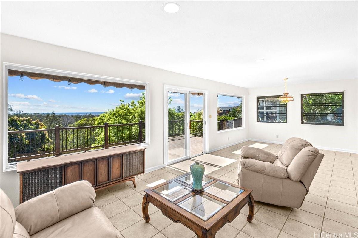 94-629  Kuaie Street Mililani Area, Central home - photo 9 of 25