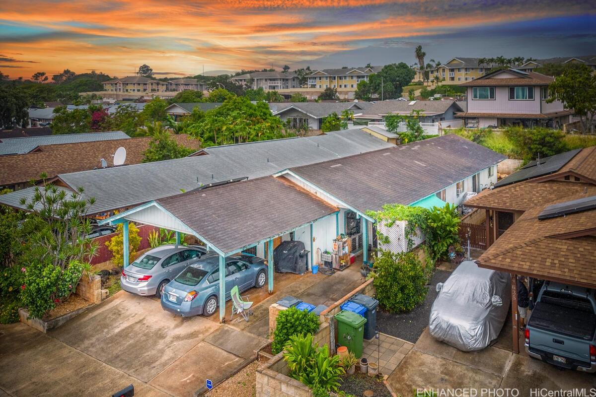 94633 Kaiewa Street , Waipahu, Hi 96797 Village Park