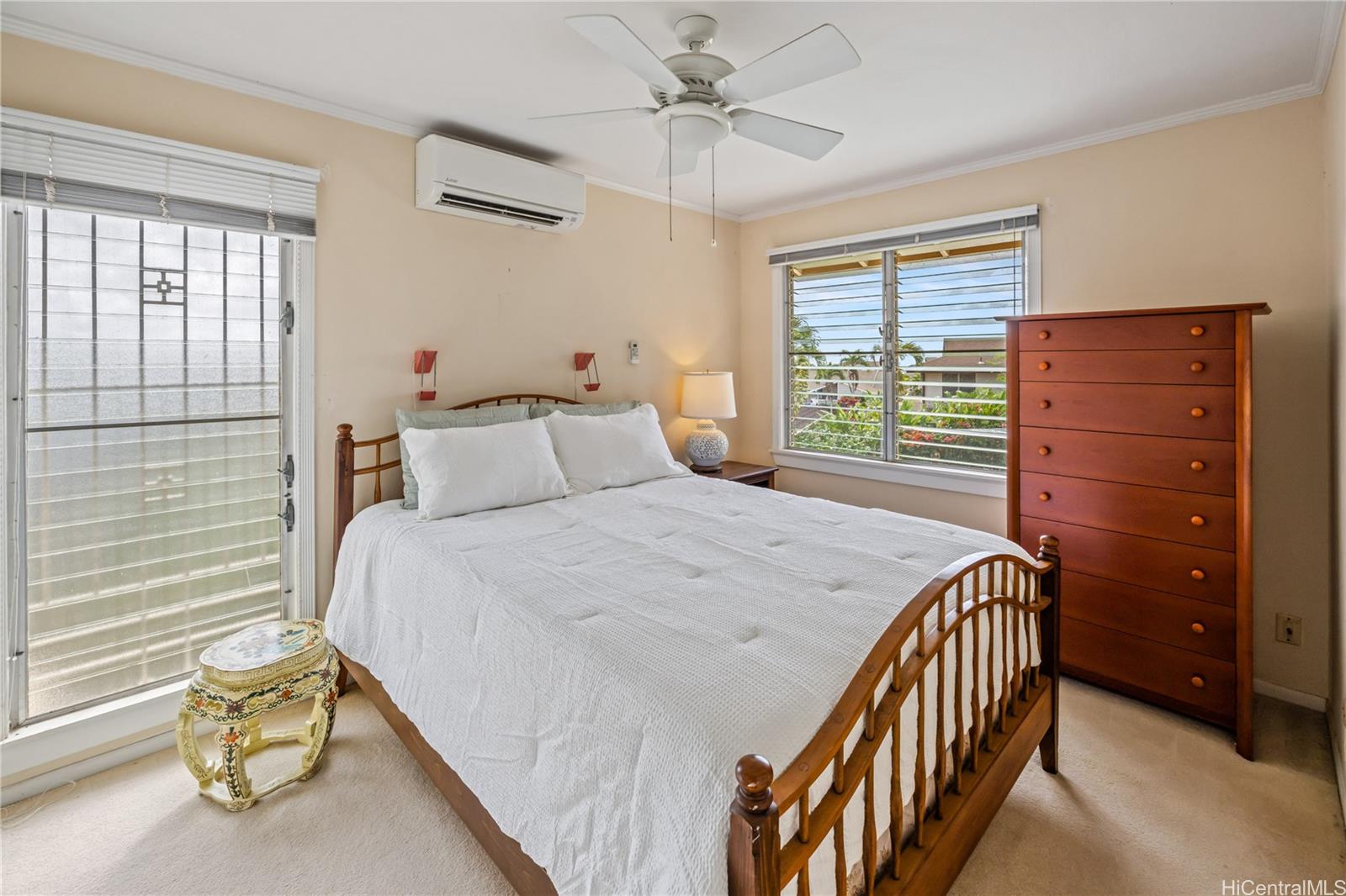 94-641  Hikianalia Place Mililani Area, Central home - photo 16 of 25