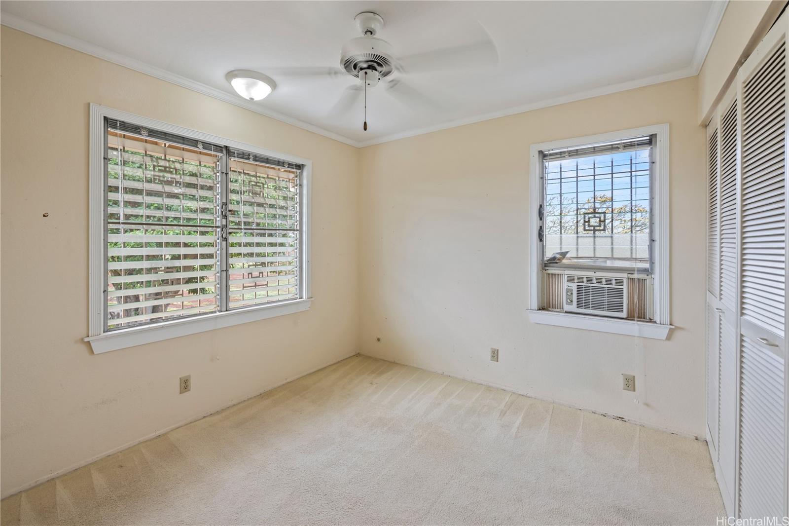 94-641  Hikianalia Place Mililani Area, Central home - photo 19 of 25