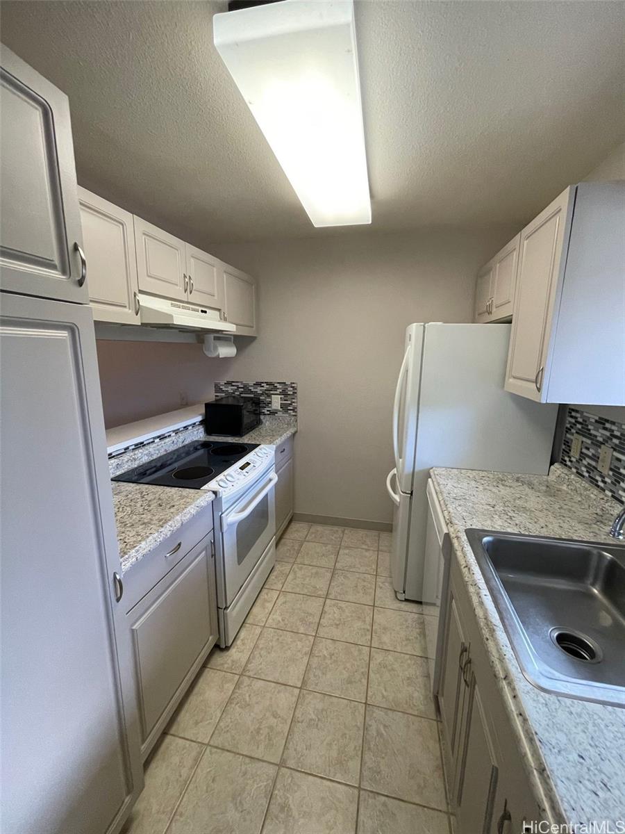 Parkglen At Waikele condo # BB203, Waipahu, Hawaii - photo 3 of 15