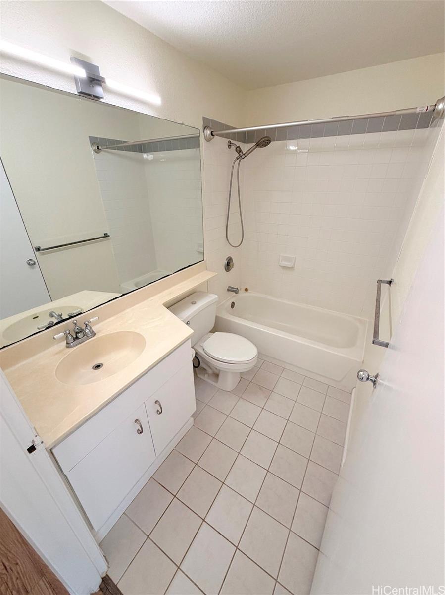 94-644 Lumiaina St Waipahu - Rental - photo 16 of 20