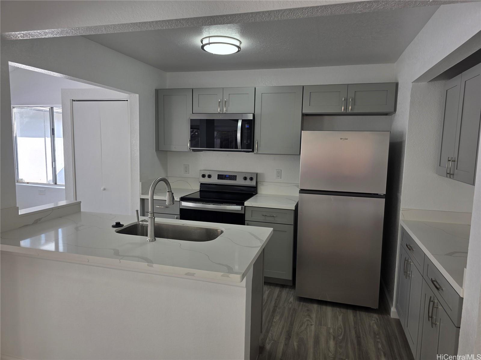 94-650 Nuao Pl Waipahu - Rental - photo 4 of 15