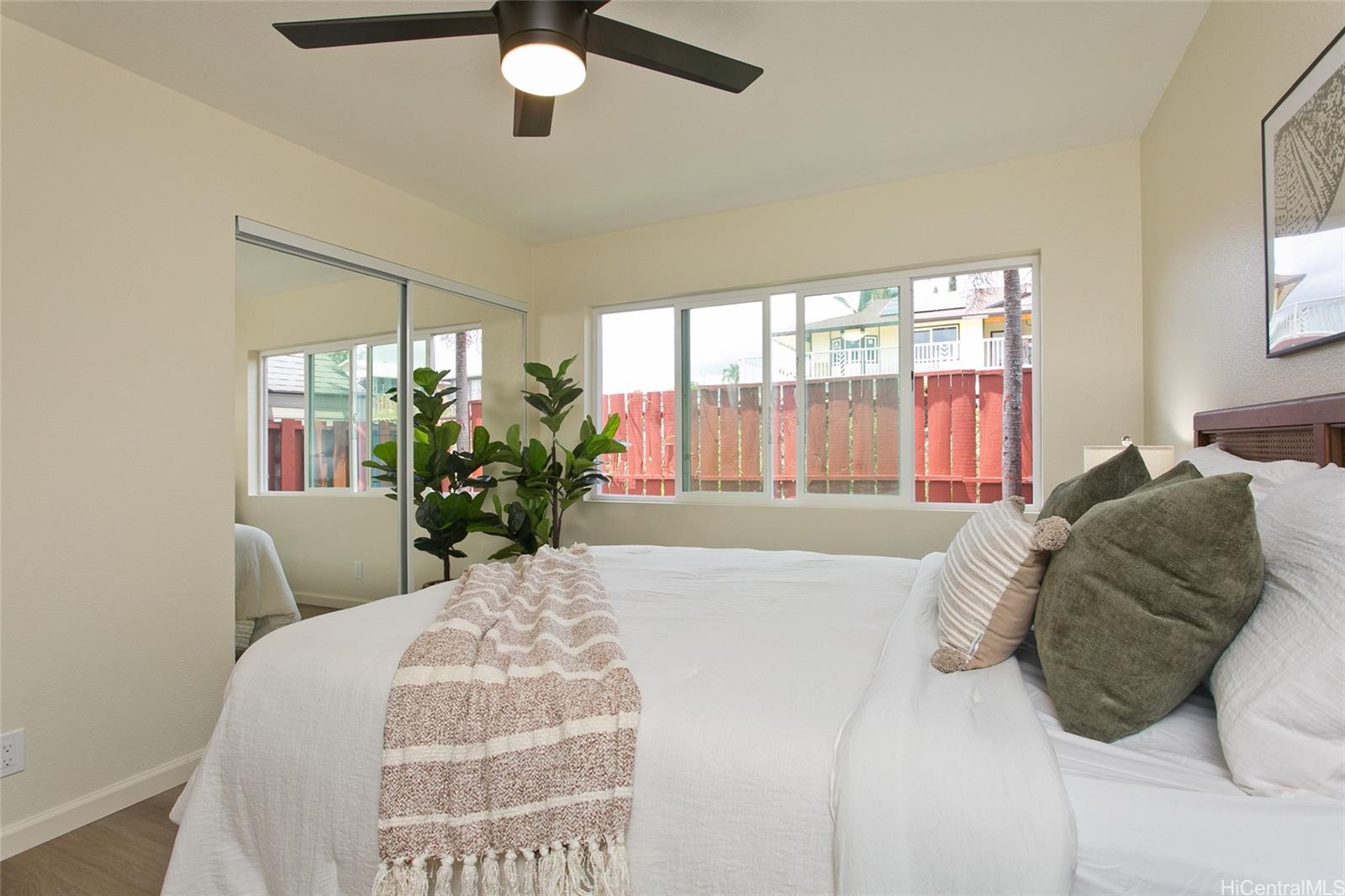 94-651  Maaniani Place Village Park, Waipahu home - photo 18 of 22