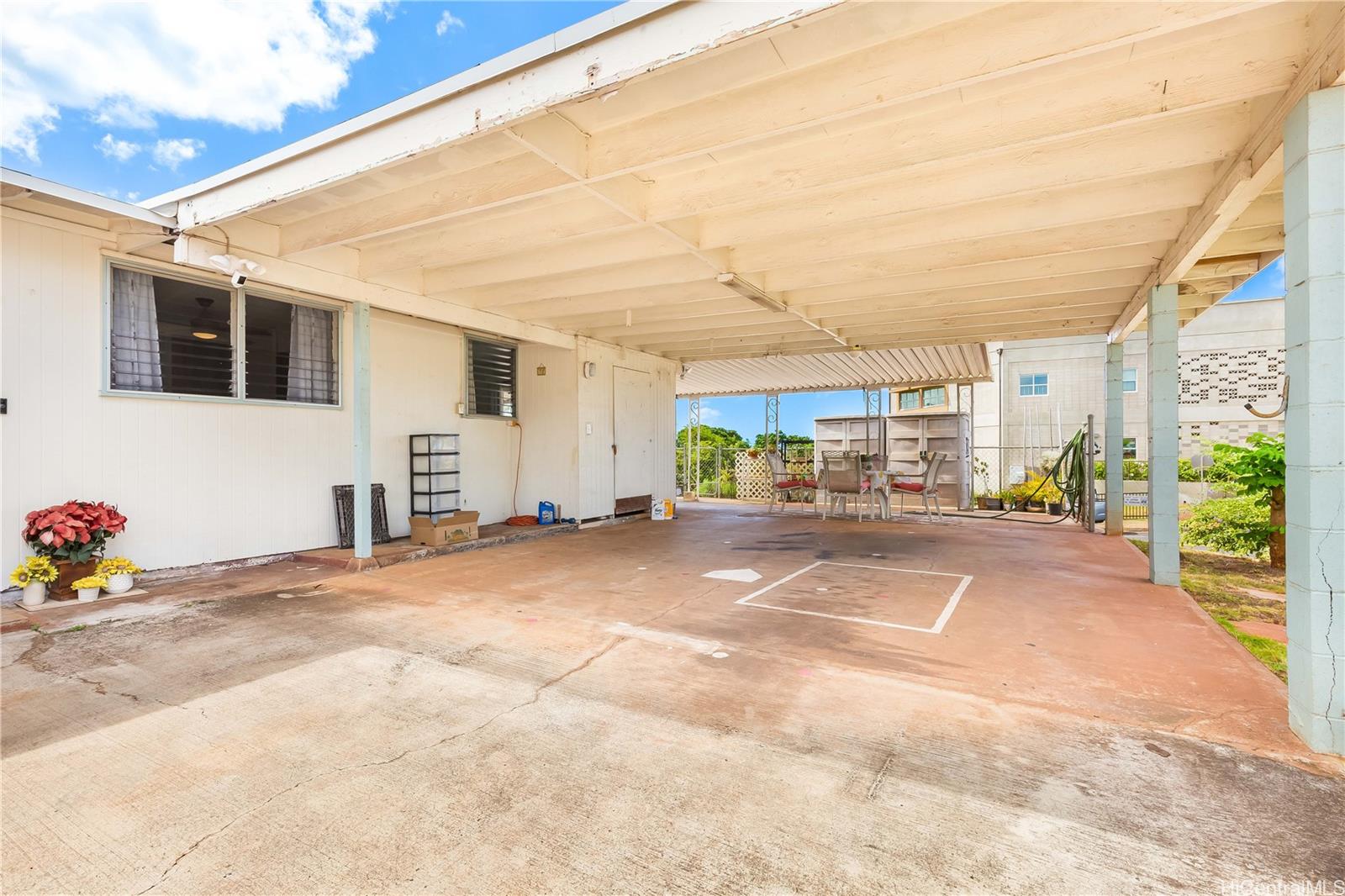 94-662  Kipou Street Harbor View, Waipahu home - photo 19 of 24