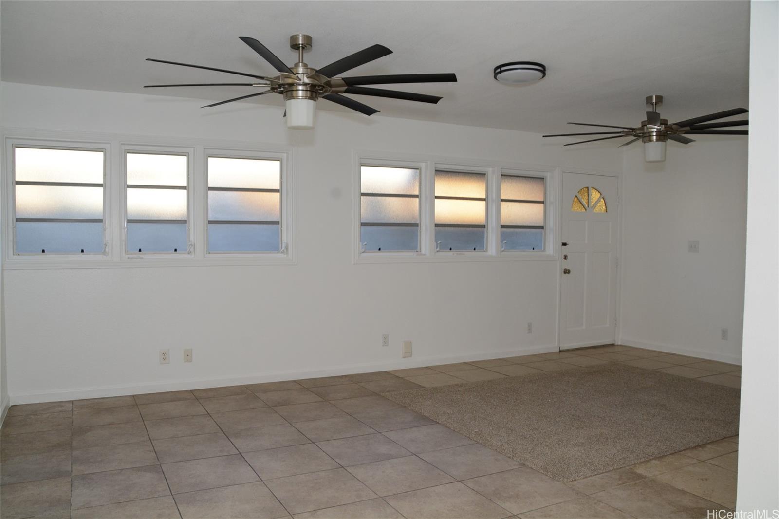 94-667 Maaniani Pl Waipahu - Rental - photo 13 of 16