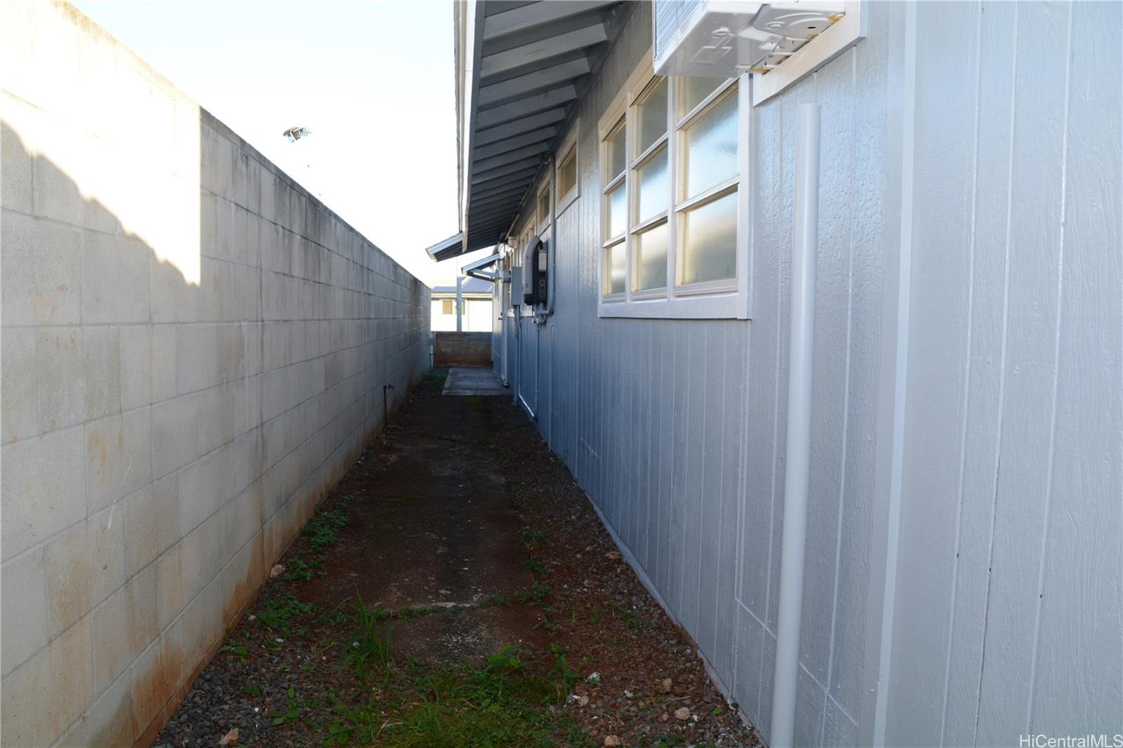 94-667 Maaniani Pl Waipahu - Rental - photo 8 of 16