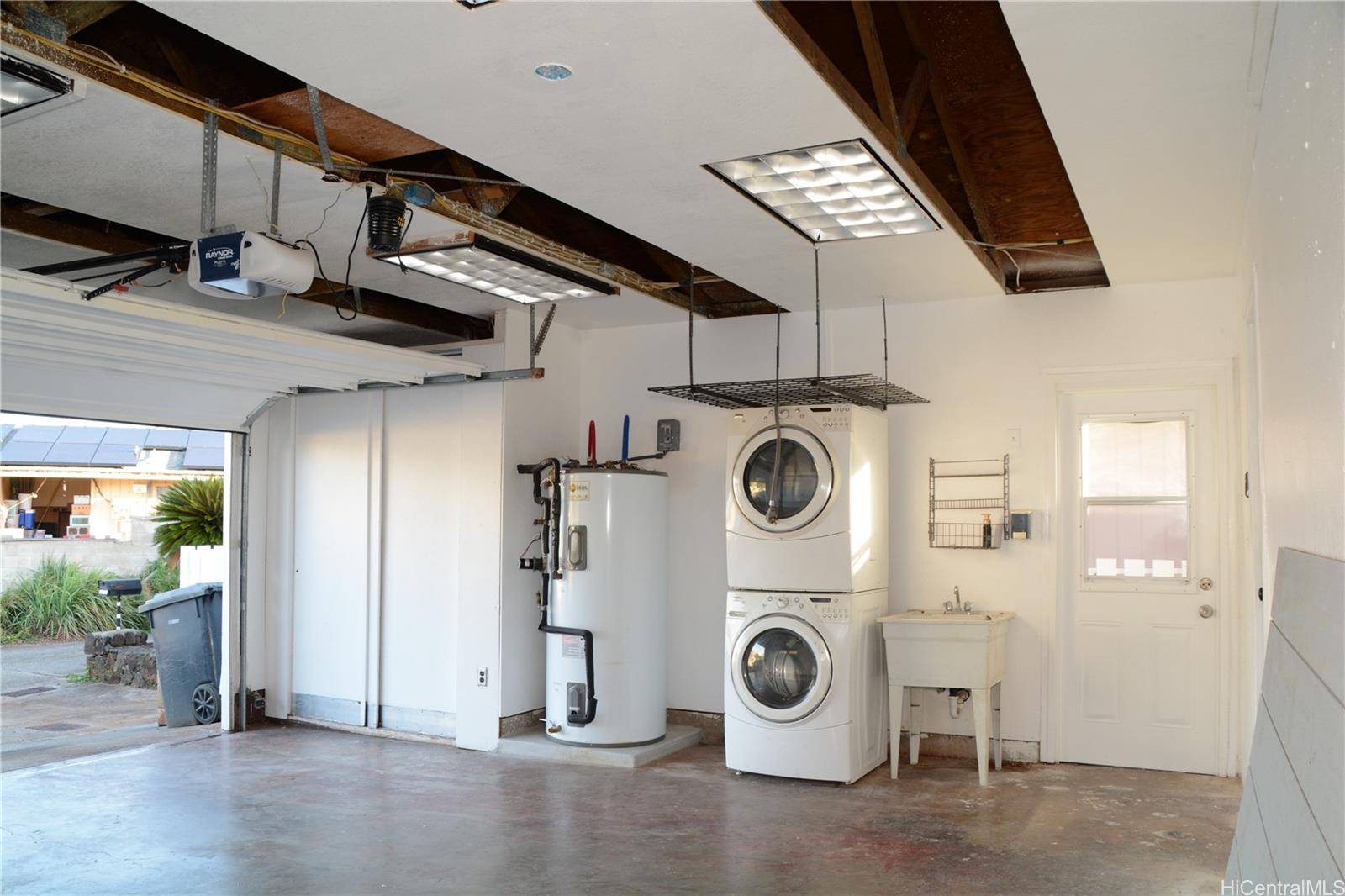 94-667 Maaniani Pl Waipahu - Rental - photo 9 of 16