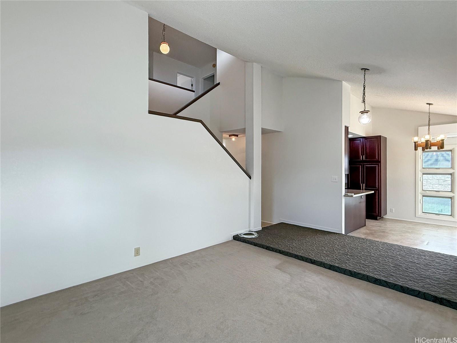 94-679 Nuao Pl Waipahu - Rental - photo 4 of 19