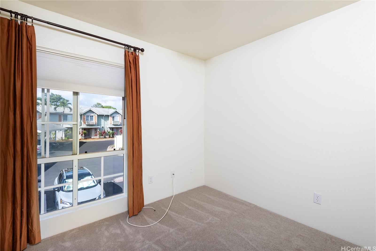 Village On The Green 2A condo # UU 204, Waipahu, Hawaii - photo 9 of 12