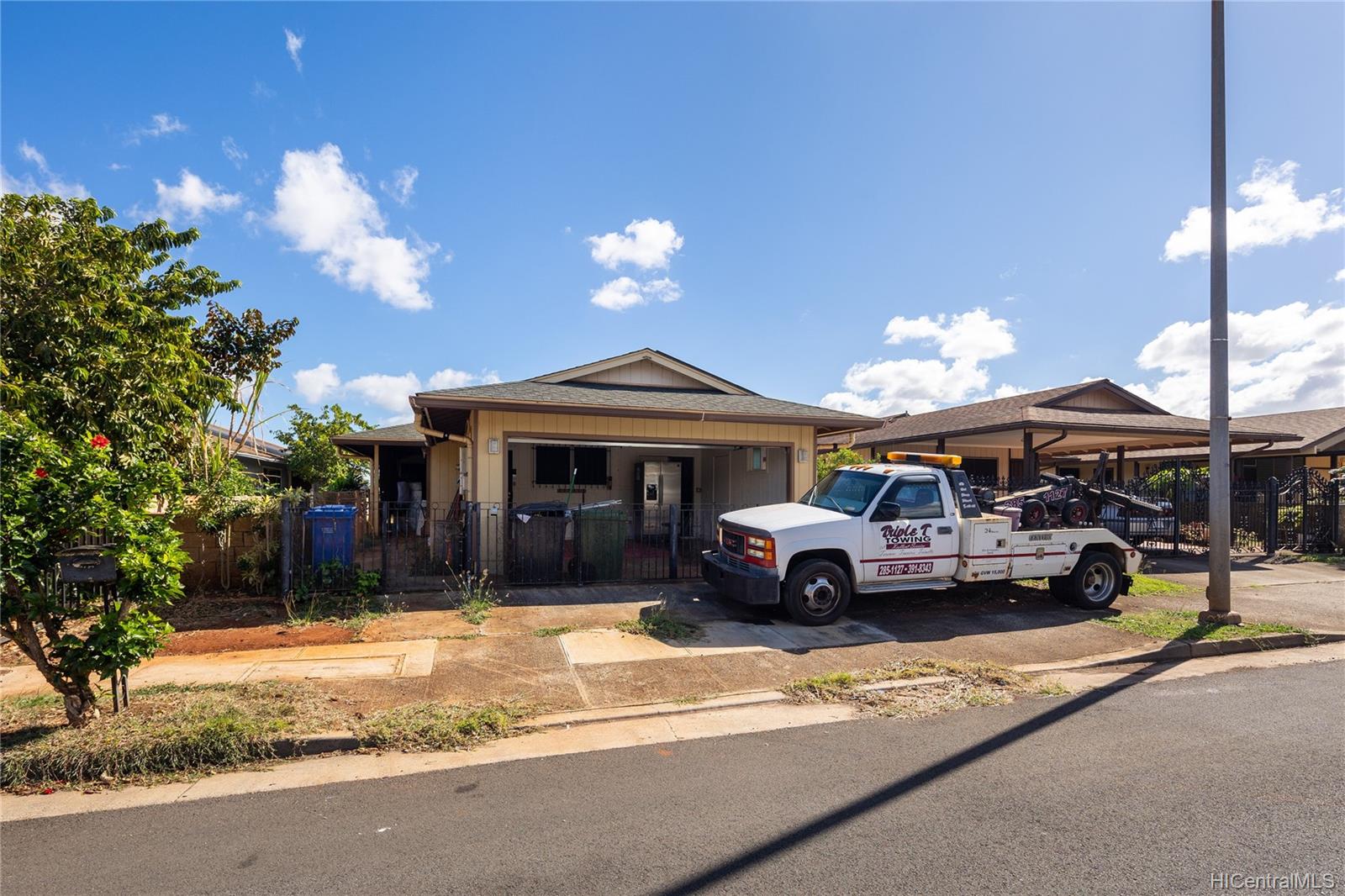 94689 Kaaka Street , Waipahu house for sale Village Park Waipahu