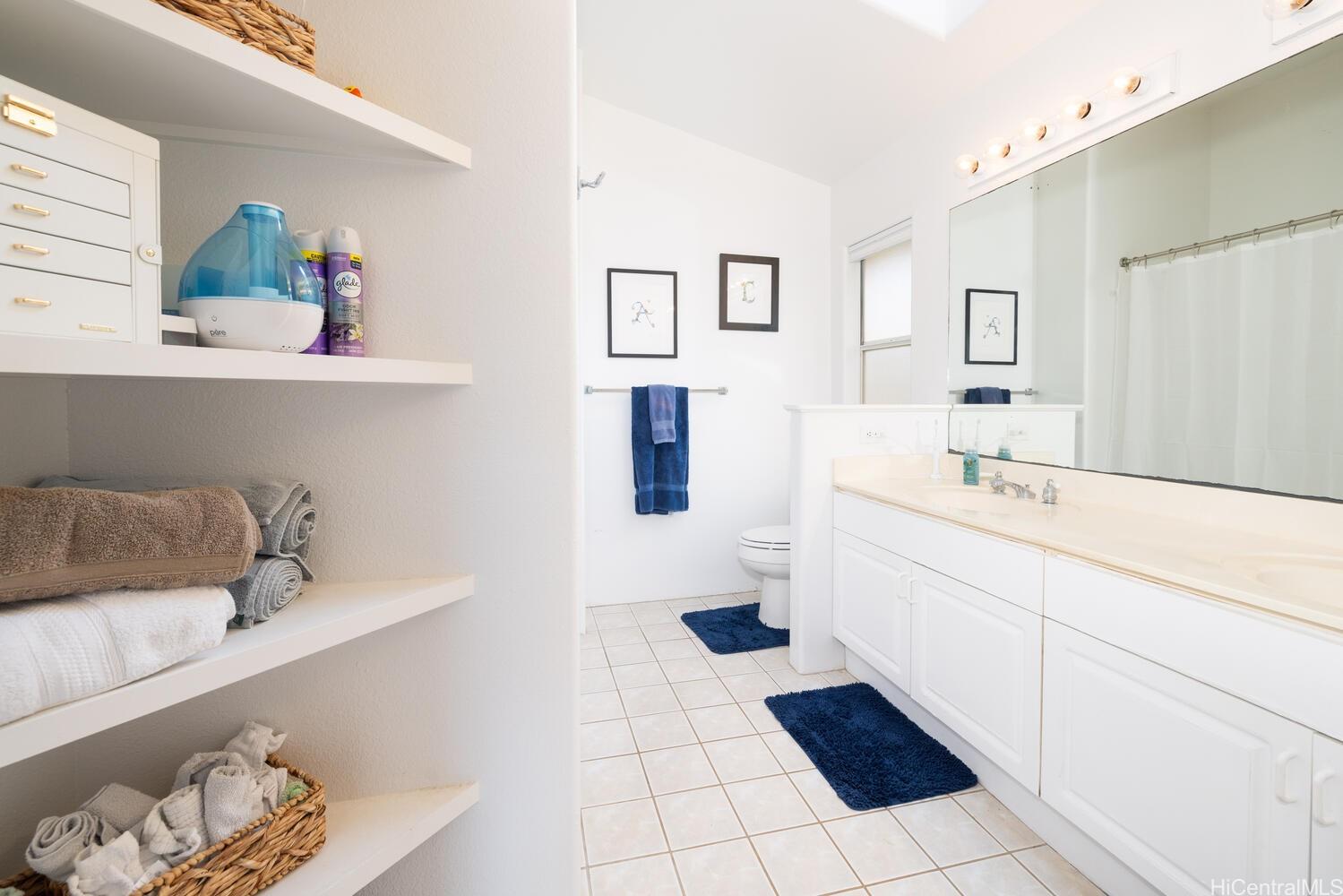 94-689  Lumiaina Street Waikele, Waipahu home - photo 13 of 25