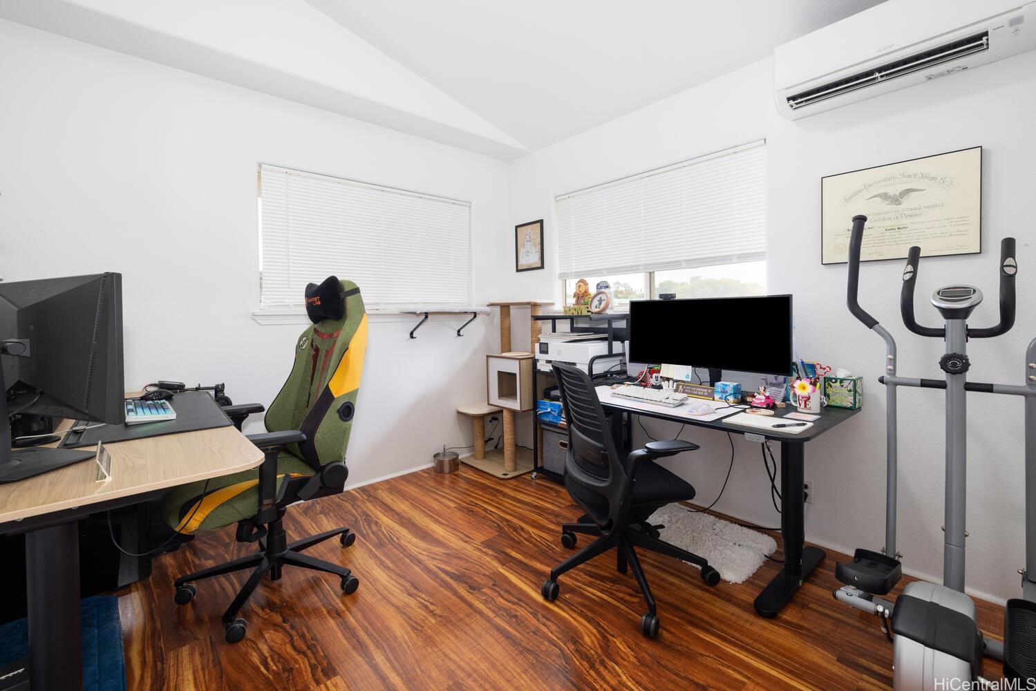 94-689  Lumiaina Street Waikele, Waipahu home - photo 17 of 25