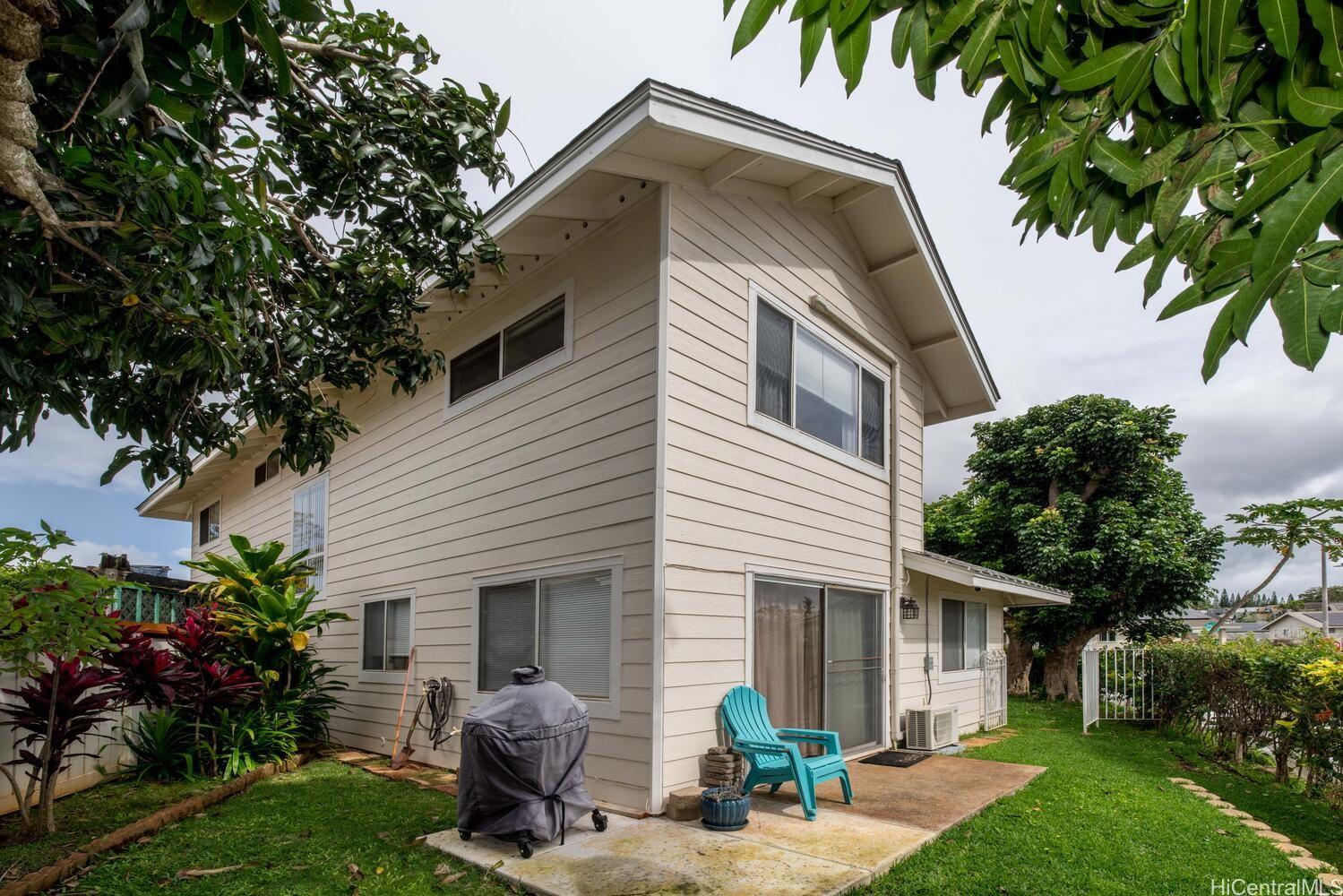 94-689  Lumiaina Street Waikele, Waipahu home - photo 19 of 25