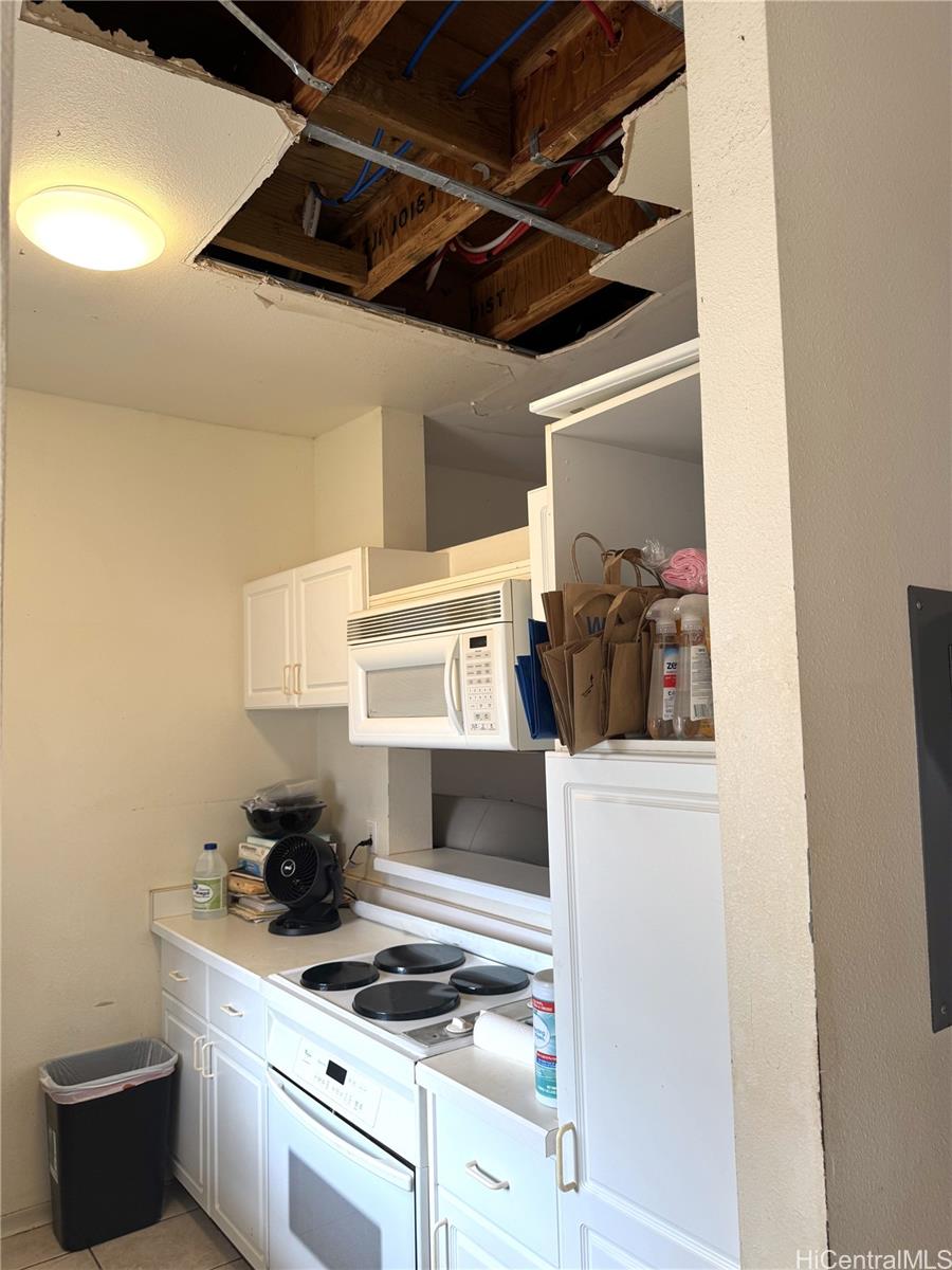 94-692 Lumiauau Street townhouse # TT5, Waipahu, Hawaii - photo 3 of 15