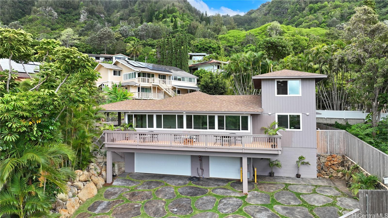 947  Uwao Street Hahaione-upper, Hawaii Kai home - photo 2 of 25