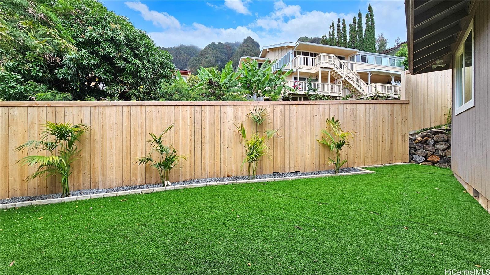 947  Uwao Street Hahaione-upper, Hawaii Kai home - photo 13 of 25