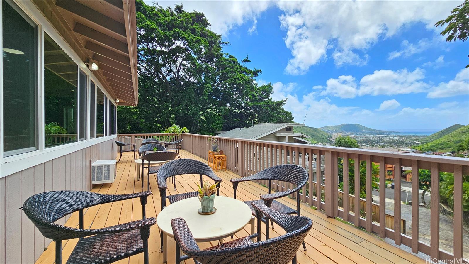 947  Uwao Street Hahaione-upper, Hawaii Kai home - photo 7 of 25