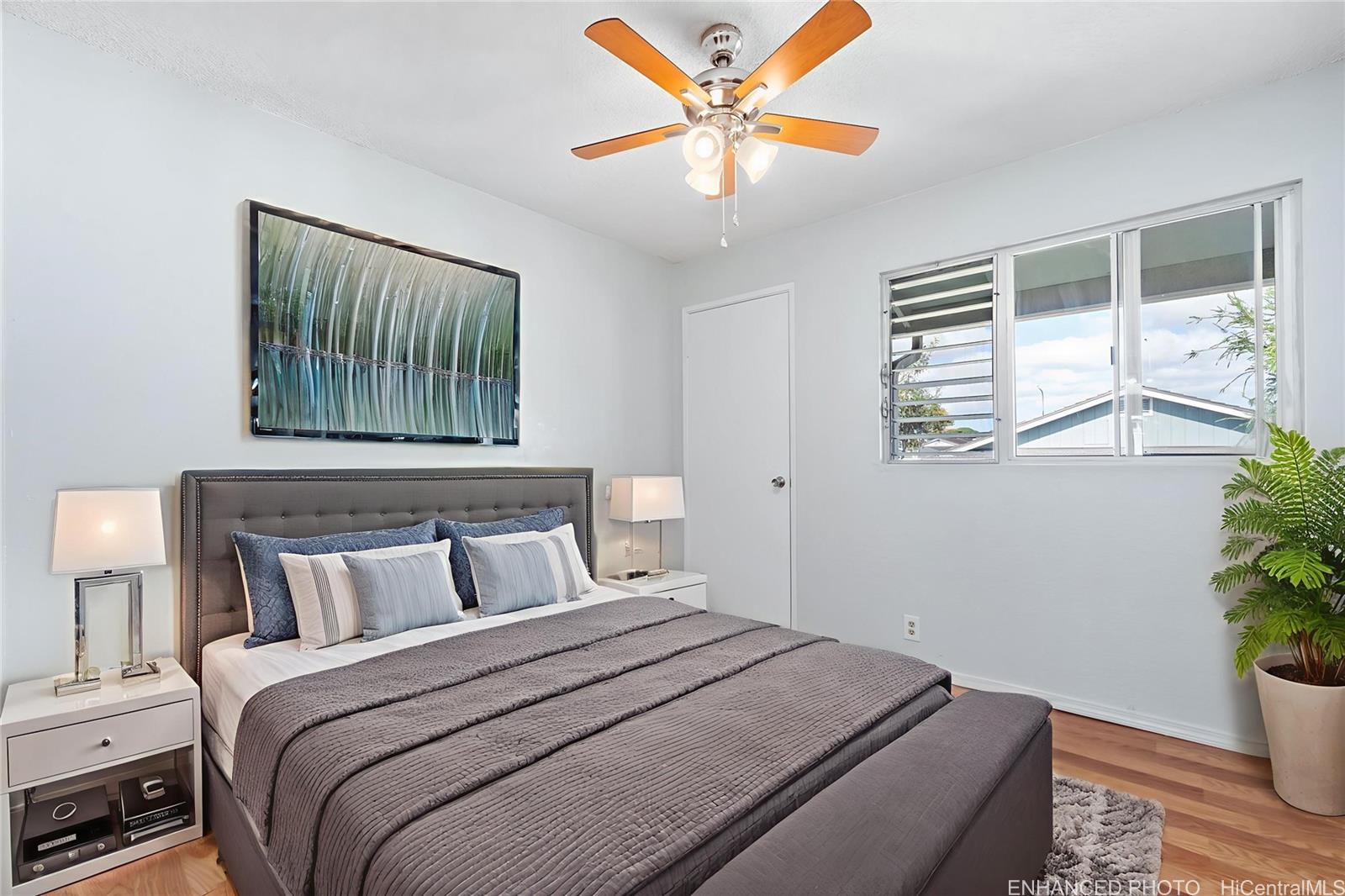 Waipio Gentry townhouse # X6, Waipahu, Hawaii - photo 19 of 25