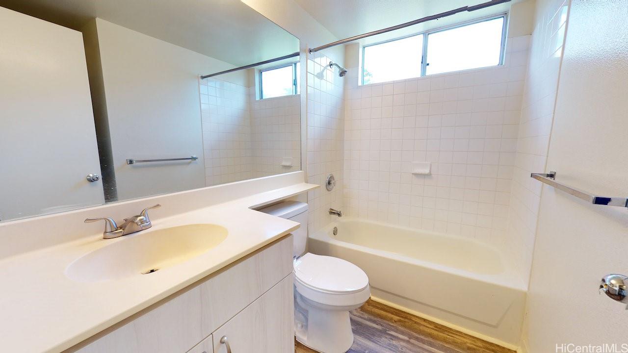 Village On The Green 1B condo # KK101, Waipahu, Hawaii - photo 9 of 19