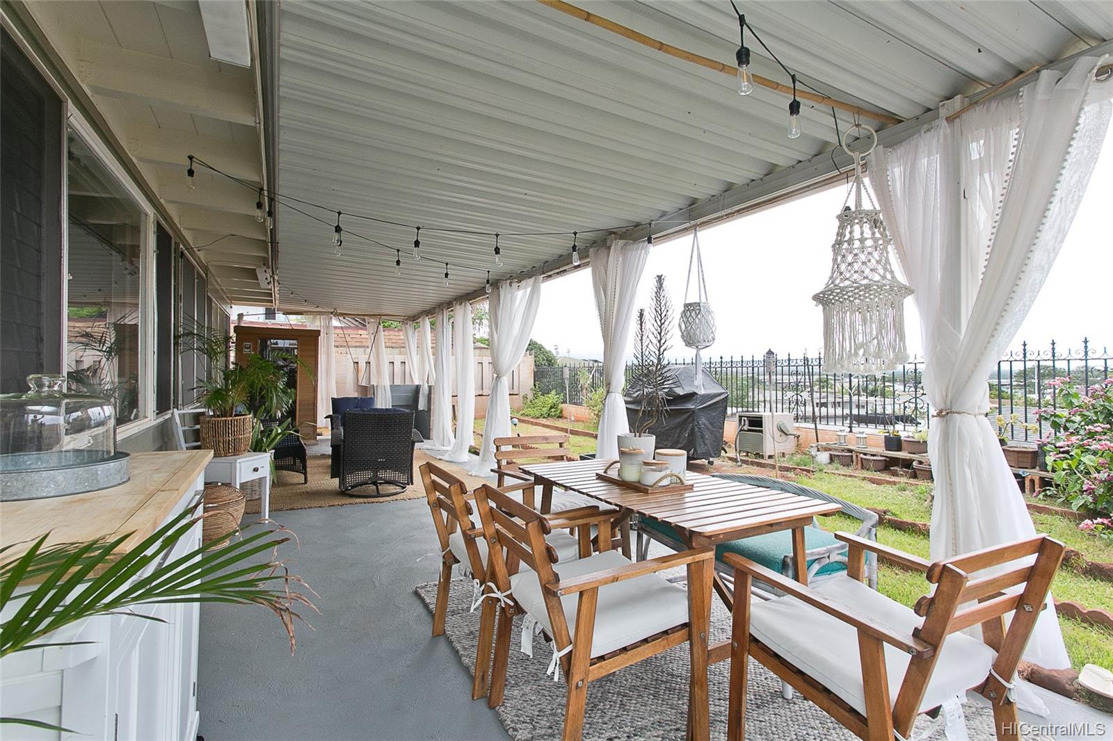 94722 Honowai Street , Waipahu, Hi 96797 Harbor View