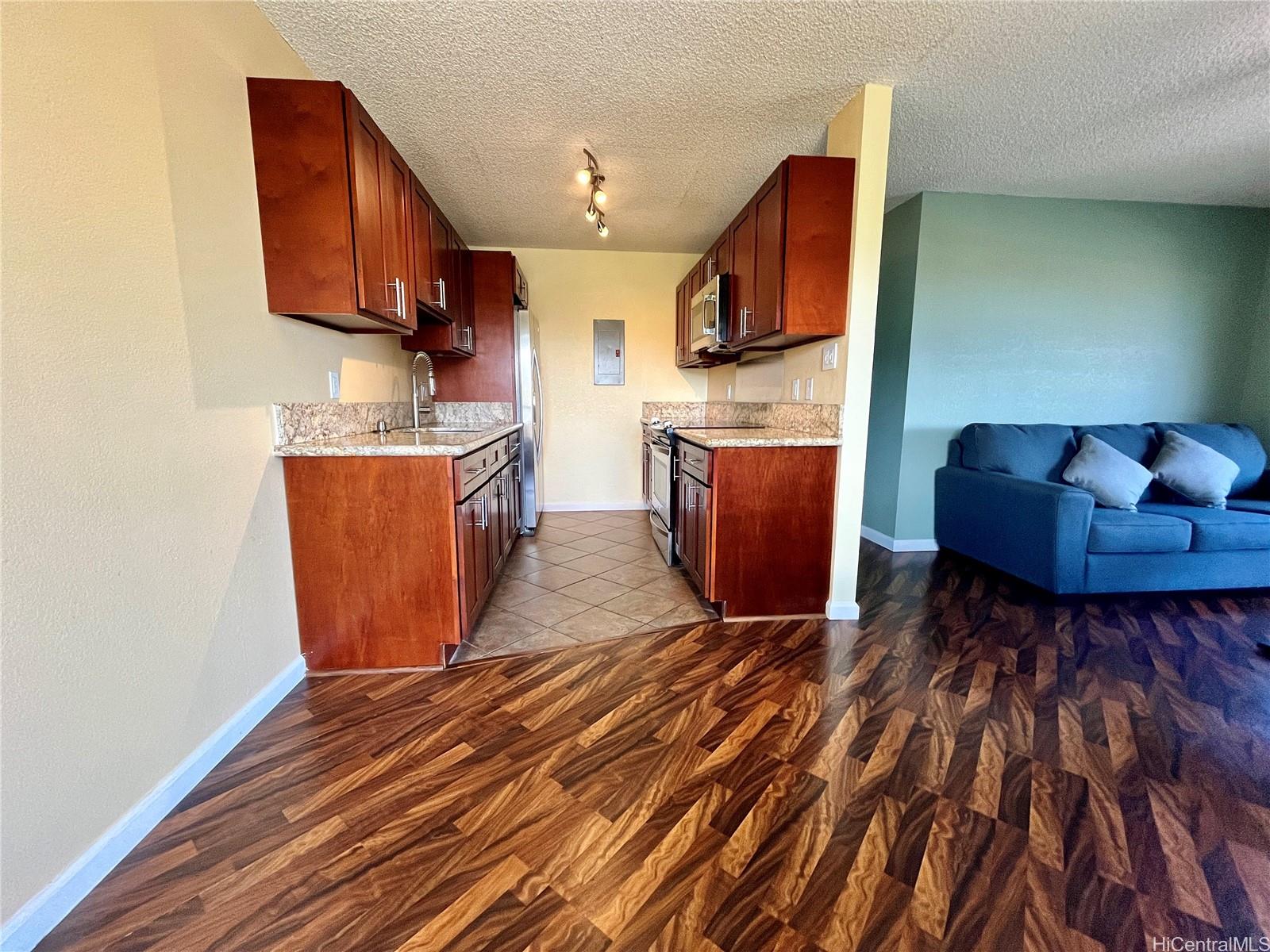 Hikino 3 condo # H7, Waipahu, Hawaii - photo 11 of 25