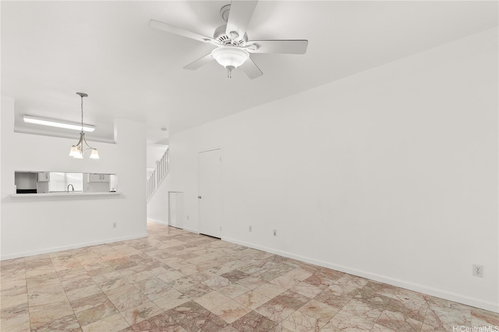 Village On The Green 1A condo # GG2, Waipahu, Hawaii - photo 6 of 22