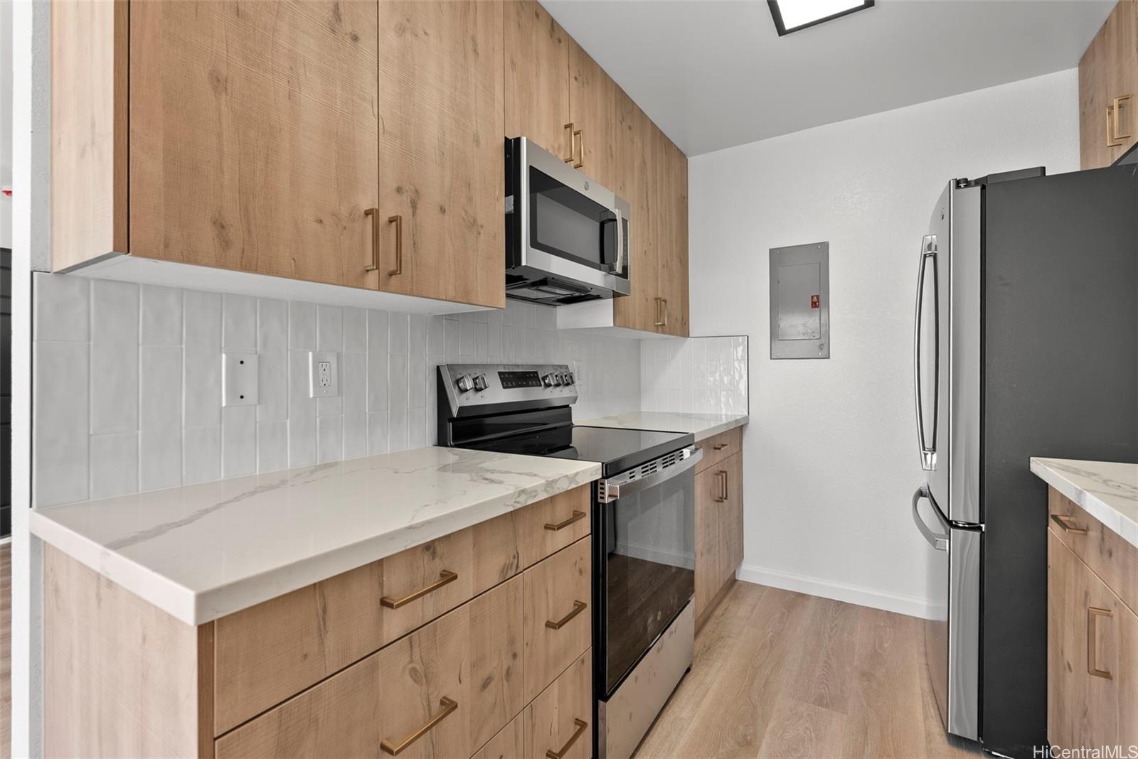 Waipio Gentry townhouse # G2, Waipahu, Hawaii - photo 10 of 25