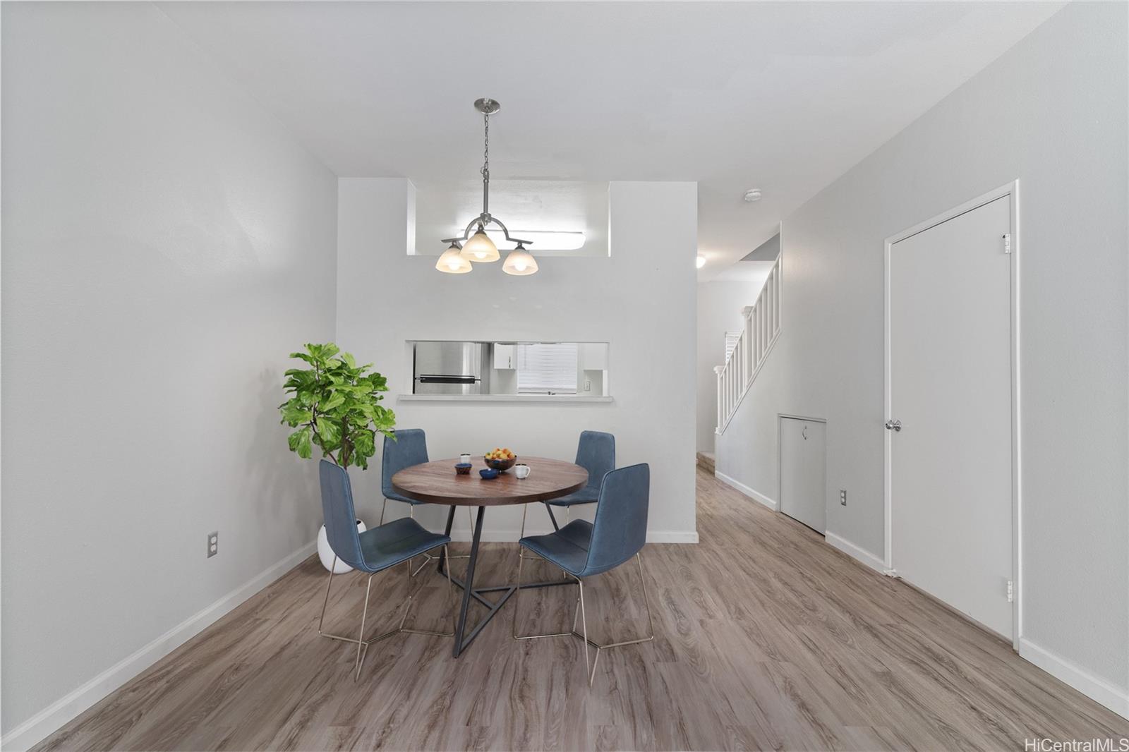 Waikele townhouse # CC2, Waipahu, Hawaii - photo 5 of 16