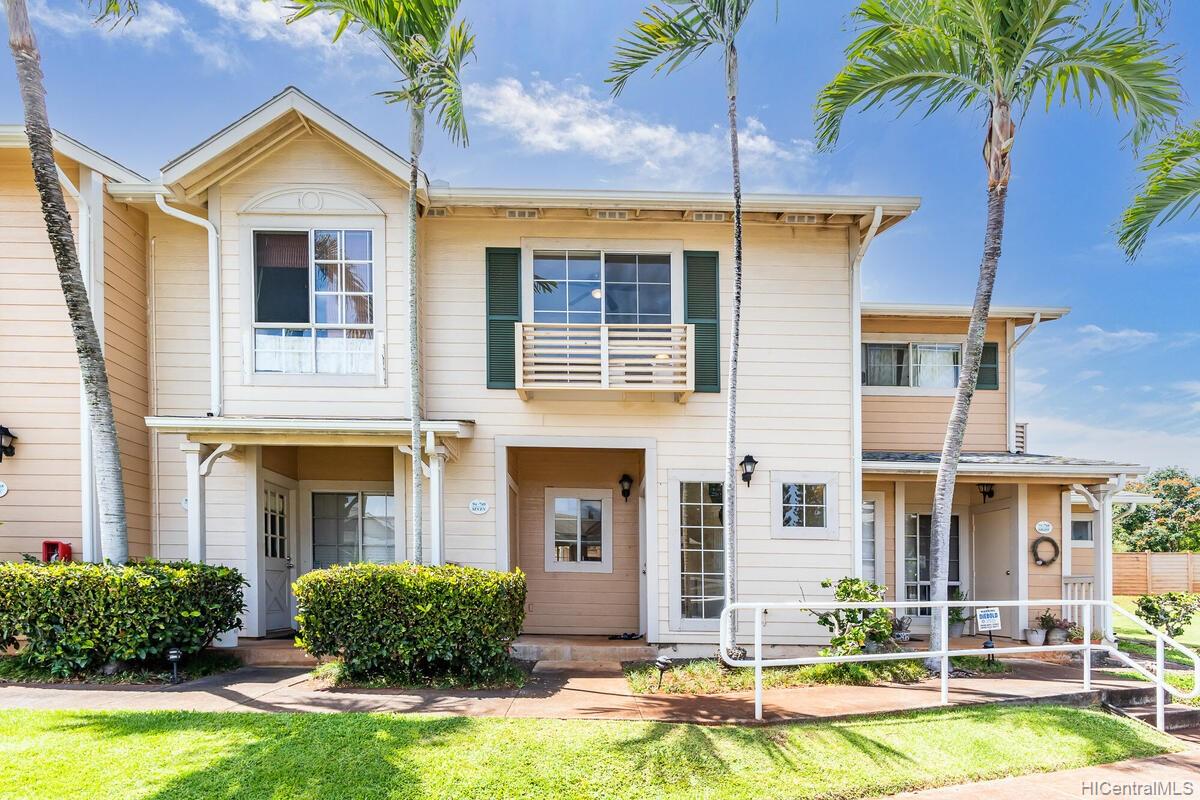 Touchstone BB7, 94748 Lumiauau Street, Waipahu Waikele townhouse