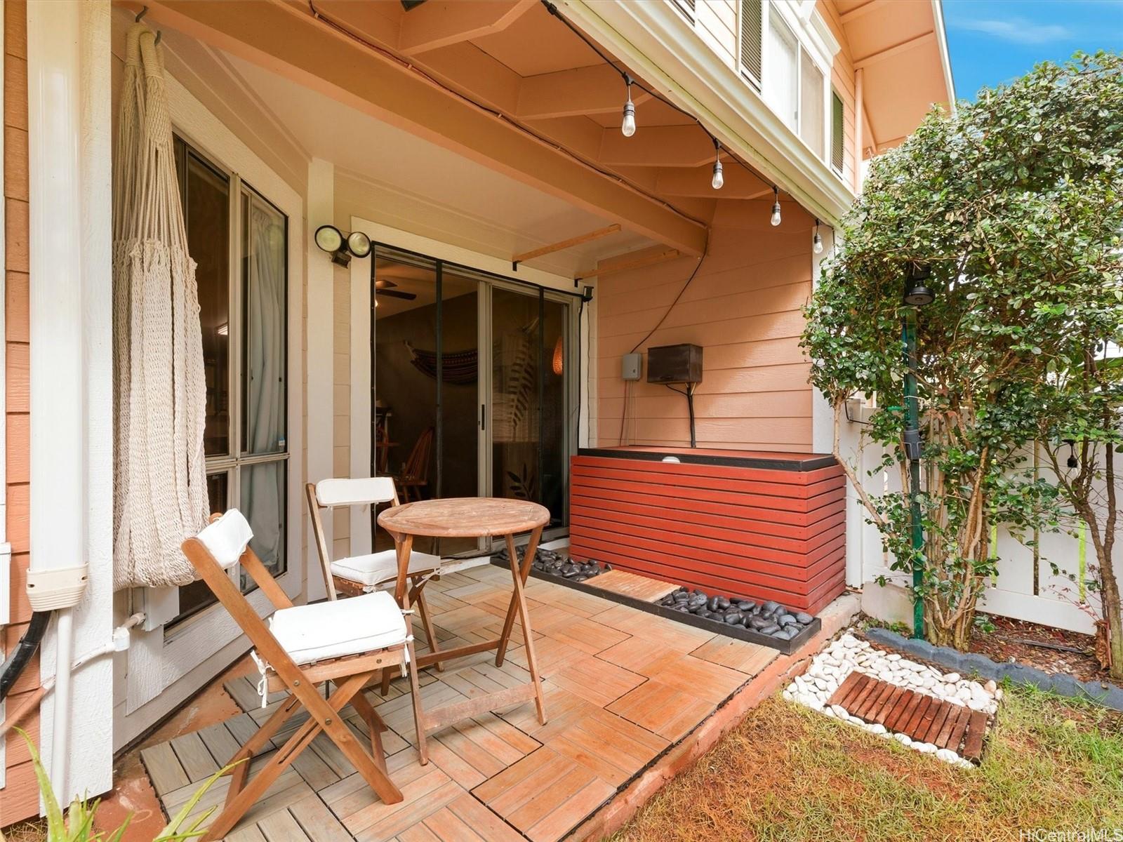 Waikele townhouse # Z2, Waipahu, Hawaii - photo 19 of 24