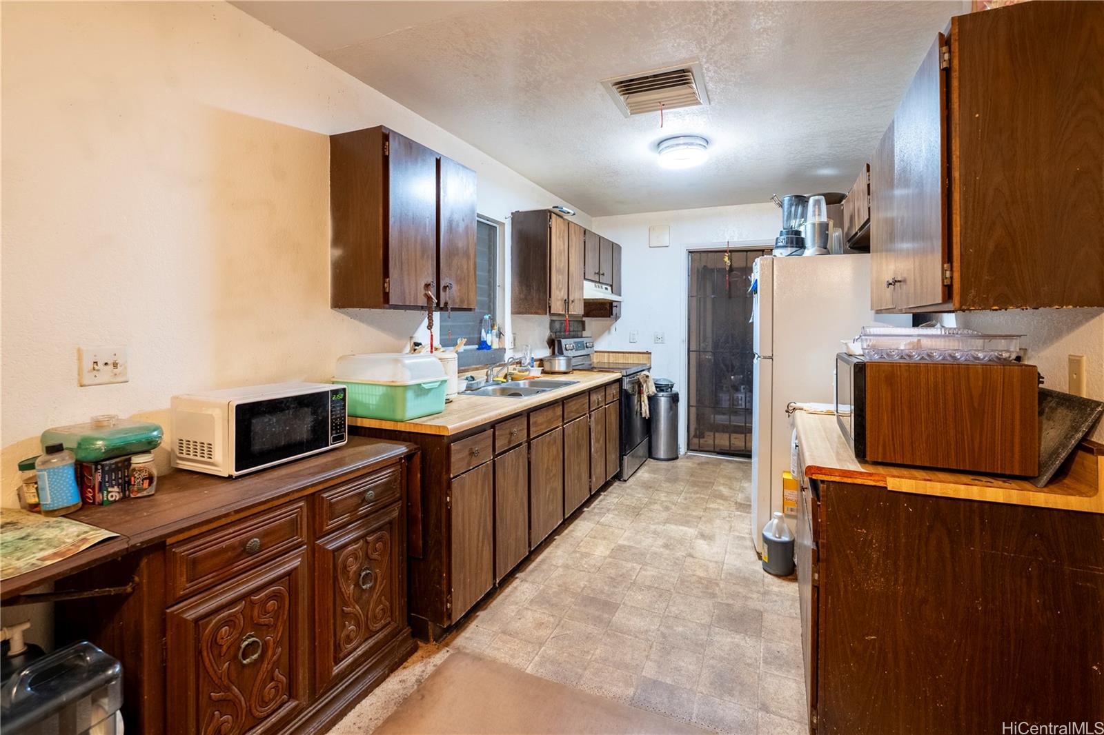 94-758  Kaiao Street Village Park, Waipahu home - photo 16 of 24