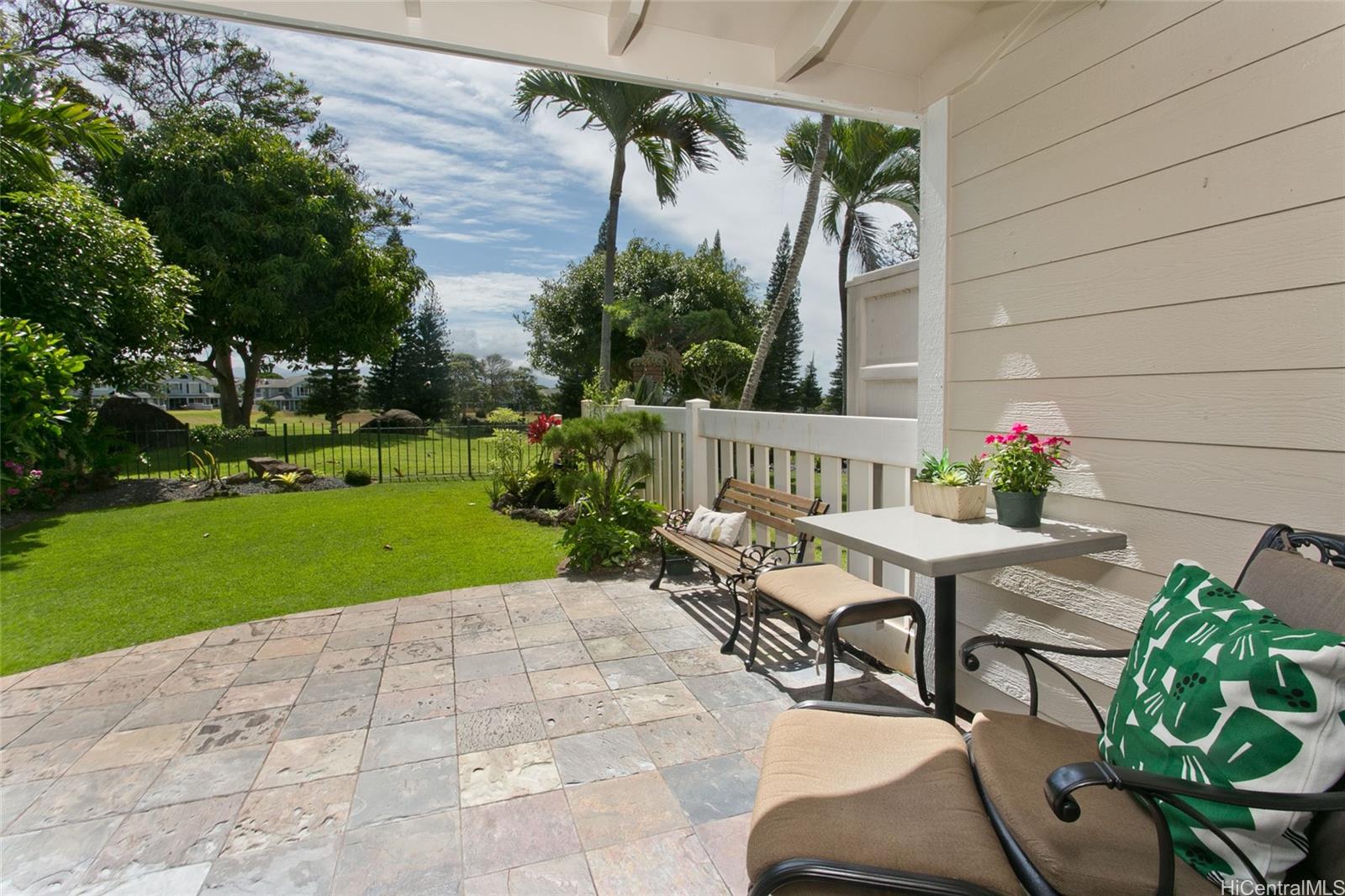 Village On The Green 1A condo # W3, Waipahu, Hawaii - photo 18 of 25