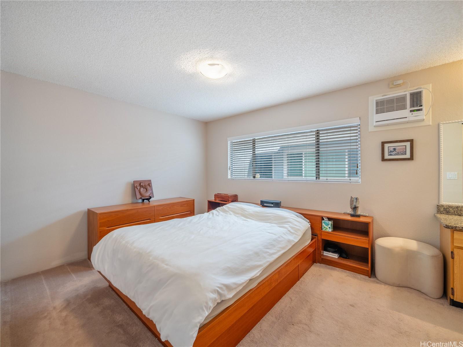 94-762  Kaaholo Street Village Park, Waipahu home - photo 8 of 16