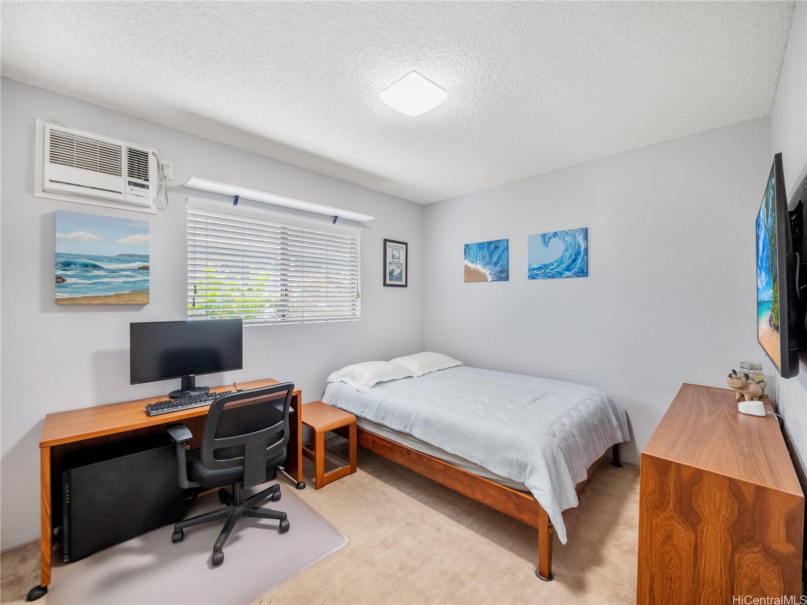 94-762  Kaaholo Street Village Park, Waipahu home - photo 10 of 16