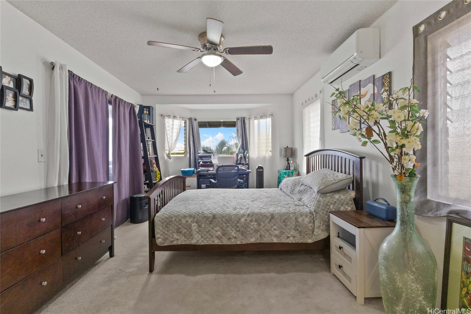 94-791  Kaaka Street Village Park, Waipahu home - photo 13 of 19