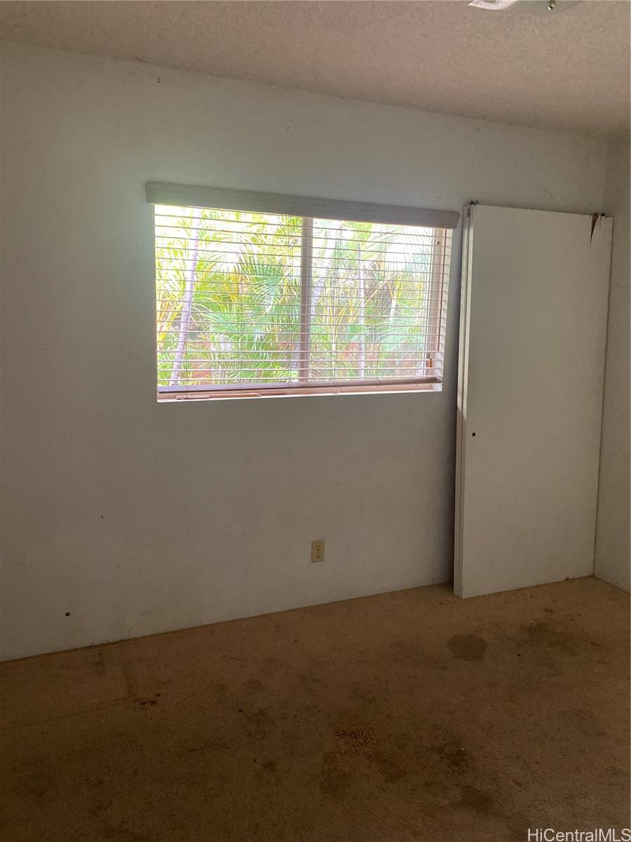 94-794  Kaaka St Village Park, Waipahu home - photo 6 of 8